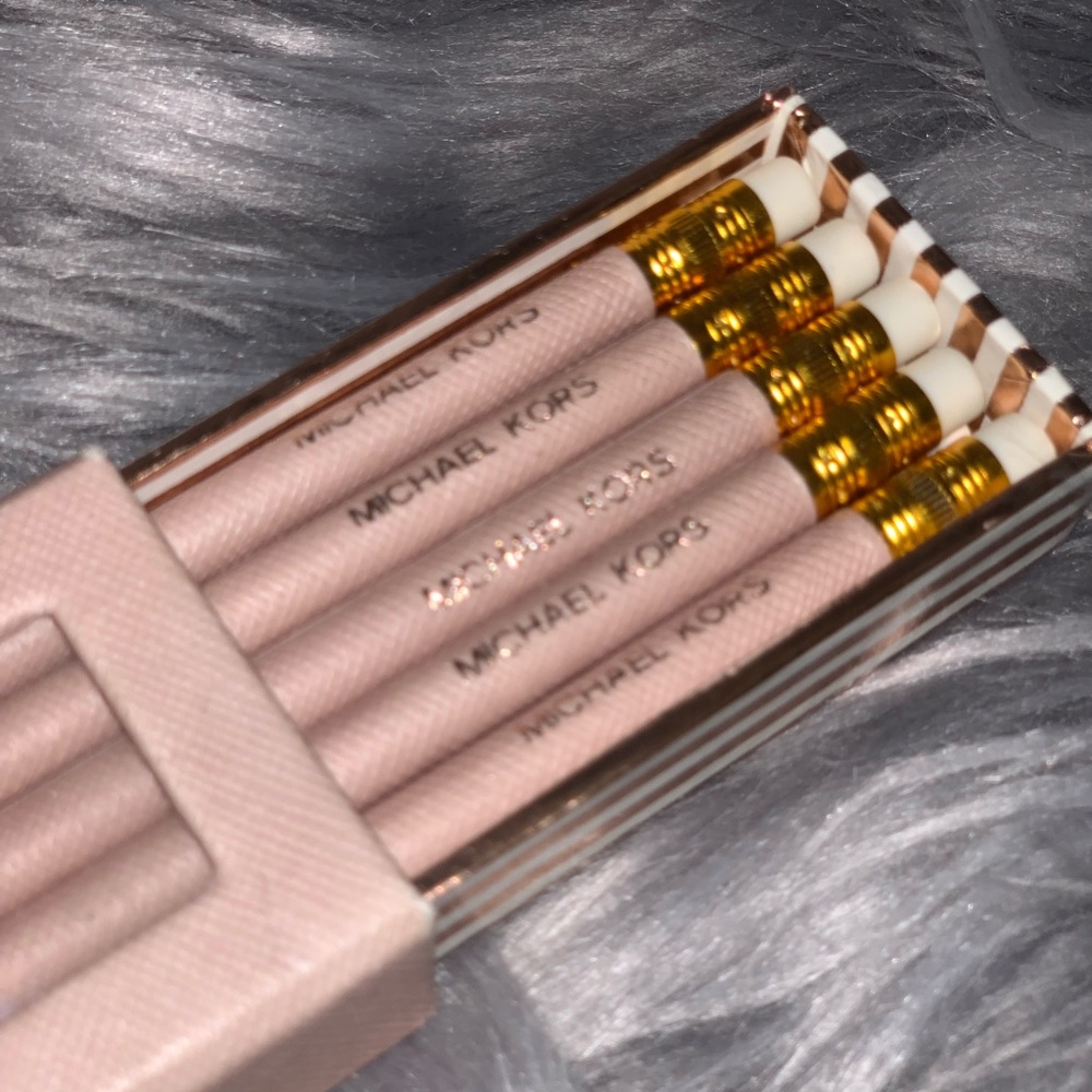 Authentic Michael Kors Pencil set